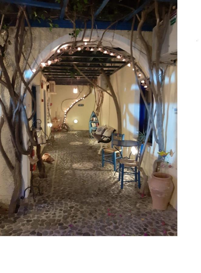 Villa Spyros Santorini Perissa  Bagian luar foto