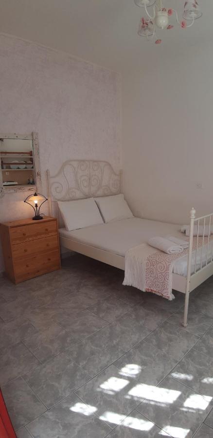 Villa Spyros Santorini Perissa  Bagian luar foto